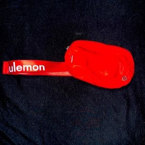 Lululemon red everywhere bag crossbody 1L